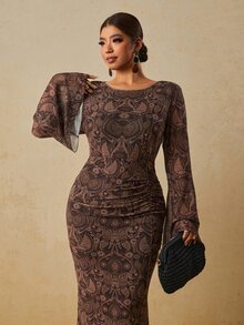 Travachic Plus Size Elegant All-Over Print Flare Sleeve Dress - Brown - View 7