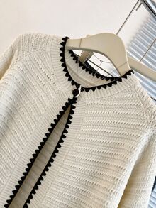 Franclia Áo cardigan len dệt kim tay ngắn viền gợn sóng phối màu tương phản - Màu be - Xem 4