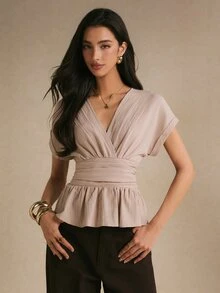 Poéselle Atasan Wanita Warna Polos Model V-Neck Lengan Pendek Model Batwing yang Mengencangkan Pinggang - Aprikot - View 4