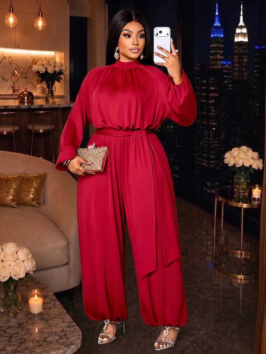 SOLERSUN Jumpsuit Ukuran Besar Model Halter Neck Lengan Panjang Berkerut dengan Celana Panjang Lebar Berlipit di Pinggang, Nuansa Santai Liburan Pantai Warna Burgundy untuk Musim Gugur - Burgundy - View 1