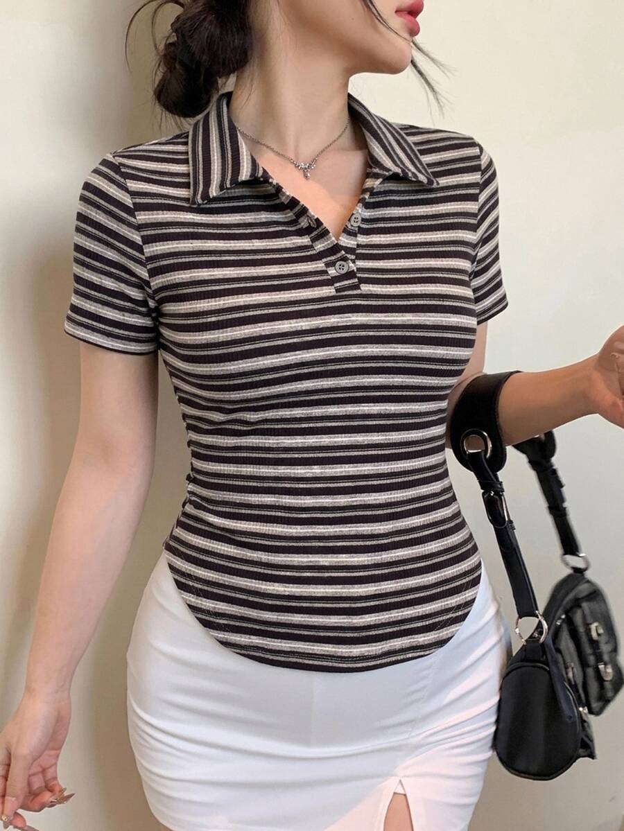DAZY 夏季女款 Polo 衫,領口短袖修身條紋顯瘦休閒通勤日常街頭風 T-shirt Y2K - 紫色 - 查看 1