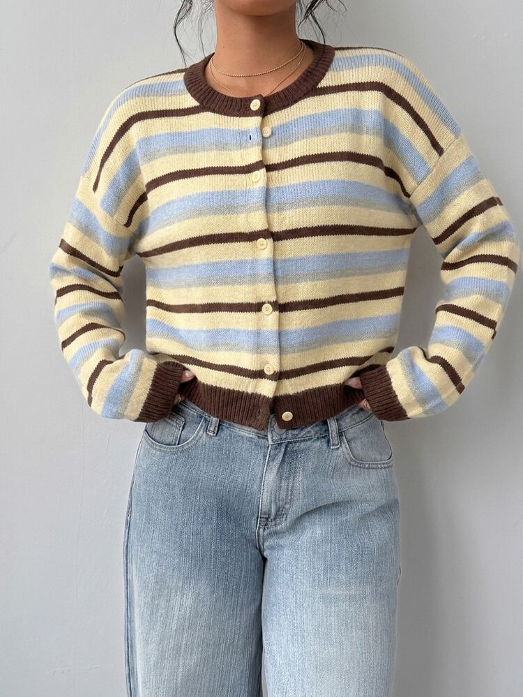 SHEIN BASICS Cardigan Sweater Minimalis Kasual untuk Wanita, Cocok untuk Jalan-jalan Musim Gugur/Dingin, Sweater Bergaris Musim Gugur/Dingin untuk Wanita, Pakaian Musim Gugur Wanita, Busana Musim Gugur, Busana Perjalanan Wanita, Atasan Dasar, Busana Jalan-jalan, Busana Bandara - Hitam - View 4