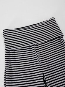 SHEIN ChillGRL 1件女童時尚黑灰條紋極簡黑色修身喇叭長褲，適合春夏秋季校園與外出穿著的百搭休閒款 - 黑色 - 查看 7