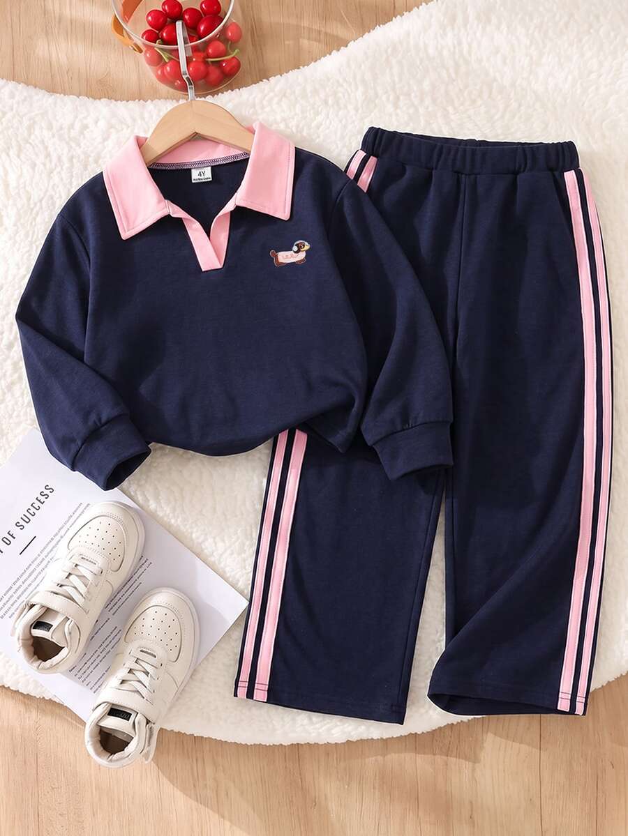 SHEIN 女童學院風 Polo 領兩件套,海軍藍撞色翻領 V 領長袖上衣 + 高腰寬腿褲,經典臘腸狗卡通圖案印花休閒套裝,寬鬆舒適,春夏秋冬百搭運動風,適合日常上學與外出 - 藏蓝色 - 查看 1