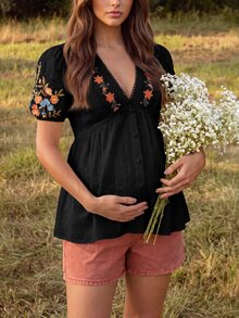 Boho Mama Maternity V-Neck Floral Embroidered Pleated Casual Versatile Blouse - Black - View 2