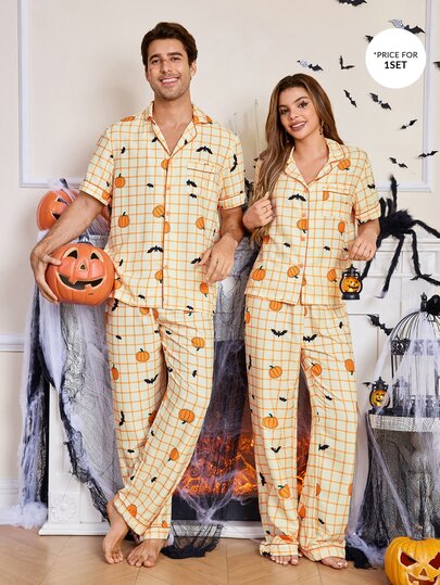 CoupledUp Conjunto de ropa de estar en casa para hombre con estampado de calabaza, murciélago y cuadros, color contrastante, cuello de solapa abierto, manga corta y pantalones largos casuales de Halloween