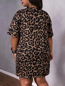 SHEIN CURVE+ 大尺碼女款休閒度假寬鬆側開衩短袖洋裝 - 彩色 - 查看 2