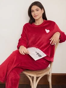 Doze Lane Casual Solid Color Plush Heart & Letter Embroidered Long Sleeve Pants Plus Size Pajama Set - Red - View 1