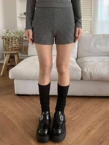 DAZY 女款休閒百搭純色短褲 - 深灰色 - 查看 4