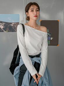 DAZY Autumn Casual Solid Color Asymmetric Collar T-Shirt - White - View 1