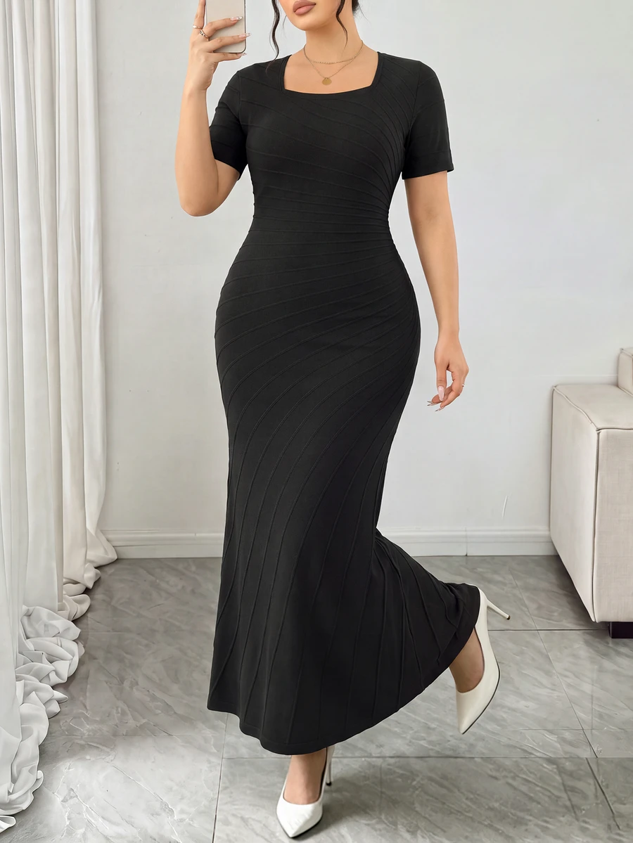Modelyn Gaun Rajut Model Duyung Warna Polos Elegan Ukuran Plus - Hitam - View 1