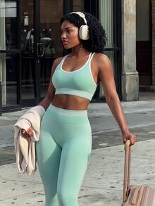 Rovax Set Olahraga Wanita Terdiri dari Camisole Pendek dan Legging - Hijau - View 1