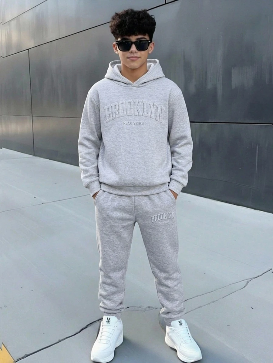 SHEIN Teen Boy 2pcs Teen Boys Casual Gray Hooded Sweatshirt And Sweatpants With A 3D Letter Print Are Perfect For The Fall/Winter Back-To-School Season. - Light Grey - View 1