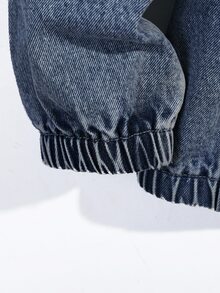 SHEIN 男童新款復古中藍色水洗丹寧連帽夾克，美式街頭風，品牌高端酷感小眾外套，舒適柔軟面料，適合休閒外出與戶外穿著，完美搭配 - 深色水洗藍 - 查看 3