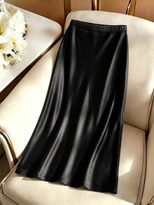 GlowEve CURVE Plus Size Elegant Ruched Lace Patchwork Ruffle Bodycon Skirt Fall - Black - View 2