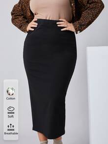 SHEIN BASICS Plus Size Women's Solid Color Casual Versatile Skirt - Black - View 1