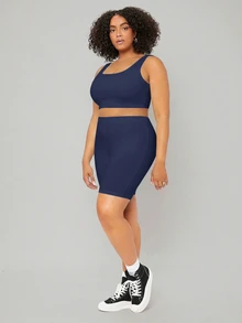 SHEIN BASICS 大尺碼女款夏季通勤極簡純色高腰單車褲 夏季服飾 - 藏蓝色 - 查看 4
