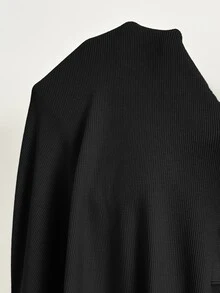 SHEIN فستان رضاعة قصير الأكمام بلون موحد مع عقدة جانبية بقصة ضيقة للحوامل - الأسود - مشاهدة 5