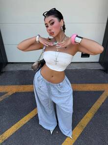 Muchica Plus-Size Women's Solid Color Drawstring Waistband Double-Breasted Wide-Leg Sweatpants, Retro Casual Style. - Grey - View 4