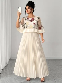 Elenzga Plus Size Women's Elegant 3D Floral Mesh Pleated Long Dress - Apricot - View 4
