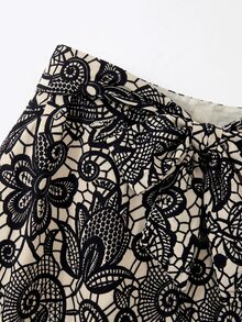 SHEIN Clasi 熱帶印花繫帶前襟A字裙，適合度假，穿著舒適 - 黑色 - 查看 3