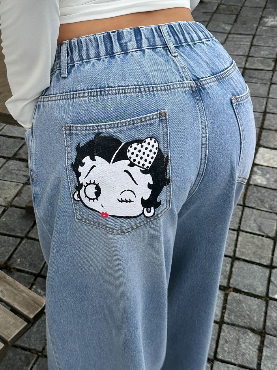 Betty Co-Branded Back Pocket Printed Graphic Design Loose Long Denim Casual Pants All Season