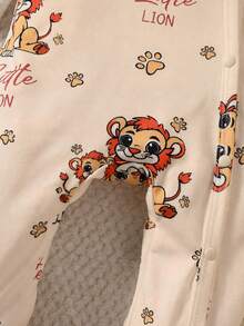 SHEIN 2件組新生兒中性長袖卡通獅子印花連身衣，適合春夏秋冬日常穿著 - 杏色 - 查看 6