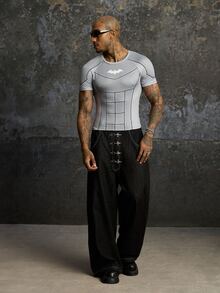 BATMAN X SHEIN Men's Geometric Bat Print Short Sleeve Slim Fit T-Shirt - Grey - View 8