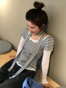 DAZY Women's Striped Short Sleeve Tie-Front T-Shirt - Grey - View 5