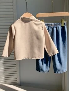 SHEIN 男嬰字母印花長袖上衣與牛仔褲休閒套裝 - 彩色 - 查看 2