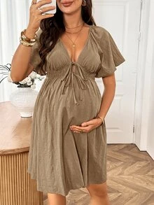 SHEIN 孕婦純色深V領百褶休閒日常夏季洋裝 - 卡其色 - 查看 8