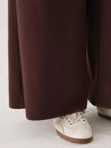 YARNWELL Plus Size Elastic Waist Loose Sweatpants With Pockets - Coffee Brown - View 6