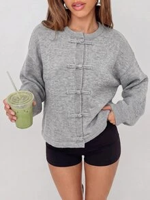 Avantive Sweater Lengan Panjang Wanita Model Streetwear Bergaya Vintage Lembut dengan Kancing Katak - Grey - View 6