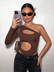 SHEIN ICON 春夏女款棕色哥德風頹廢風性感純色不對稱剪裁緊身連身衣 - 棕色 - 查看 4