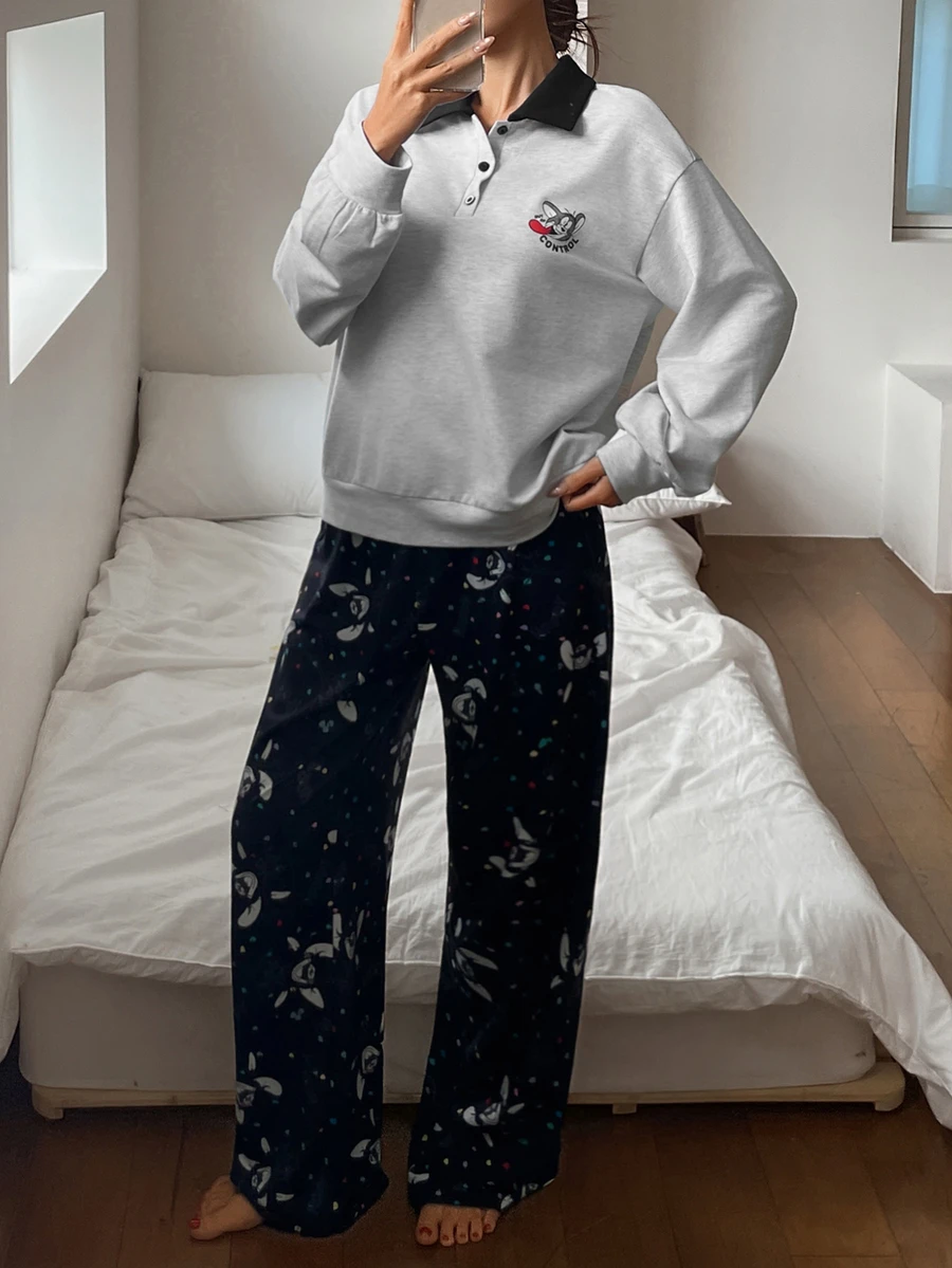 TOM AND JERRY X DAZY Women's Autumn/Winter Cartoon & Letter Print Colorblock Patchwork Top And Patterned Pajama Pants Sleepwear Set - Grey - View 1