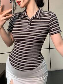 DAZY 夏季女款 Polo 衫，領口短袖修身條紋顯瘦休閒通勤日常街頭風 T-shirt Y2K - 紫色 - 查看 3