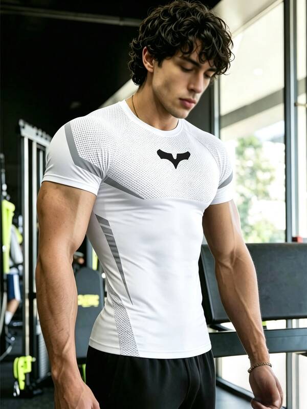 GymBeat Men's Geometric Print Short Sleeve Casual Fitness Sports T-Shirt