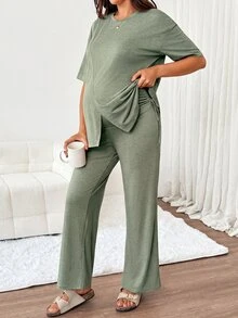 Slowluna 孕婦純色短袖開衩下擺T恤與長褲休閒哺乳兩件套 - 綠色 - 查看 9
