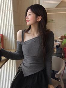 DAZY Women's Asymmetric Shoulder Drawstring Long Sleeve T-Shirt - Grey - View 4