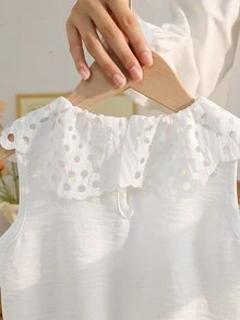 SHEIN Vintaside Kids 2件組少女甜美公主風草莓印花無袖背心與配套長褲套裝，粉色條紋＋3D草莓刺繡＋荷葉領，吸睛設計，適合派對、家庭活動、日常穿著、開學季 - 白色 - 查看 7