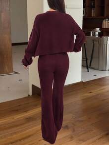 SHEIN EZwear 2件組女款休閒純色寬肩帶開襟衫與抽繩腰喇叭褲套裝，適合秋冬 - 酒紅色 - 查看 2