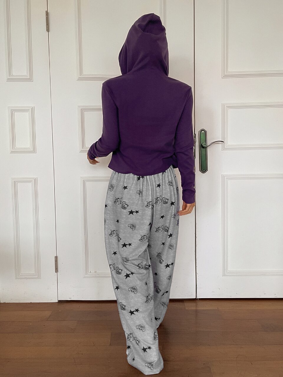 TOM AND JERRY X DAZY Autumn/Winter 3-Piece Cartoon Print Hooded Jacket, Camisole And Long Pants Pajama Set For Women