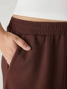 YARNWELL Plus Size Elastic Waist Loose Sweatpants With Pockets - Coffee Brown - View 8