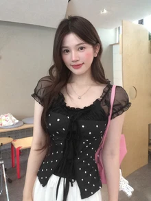 DAZY 女款夏季 2 合 1 荷葉邊蝴蝶結肩帶短袖 T 恤 - 黑色 - 查看 1