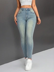 SHEIN PETITE 女款修身休閒百搭牛仔褲，附口袋 - 淺色水洗藍 - 查看 3
