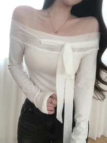 DAZY 甜美蕾絲網紗拼接露肩綁帶長袖T恤 秋季 - 杏色 - 查看 2
