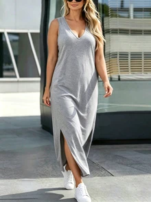 Silhoulove Gaun Tank Kasual Wanita Ukuran Plus Warna Polos Leher V dengan Belahan Samping di Bagian Bawah - Light Grey - View 2