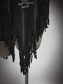 SHEIN ICON Plus Size Y2K Vintage Distressed Skull Print Fringe Cape Top Halloween - Black - View 7