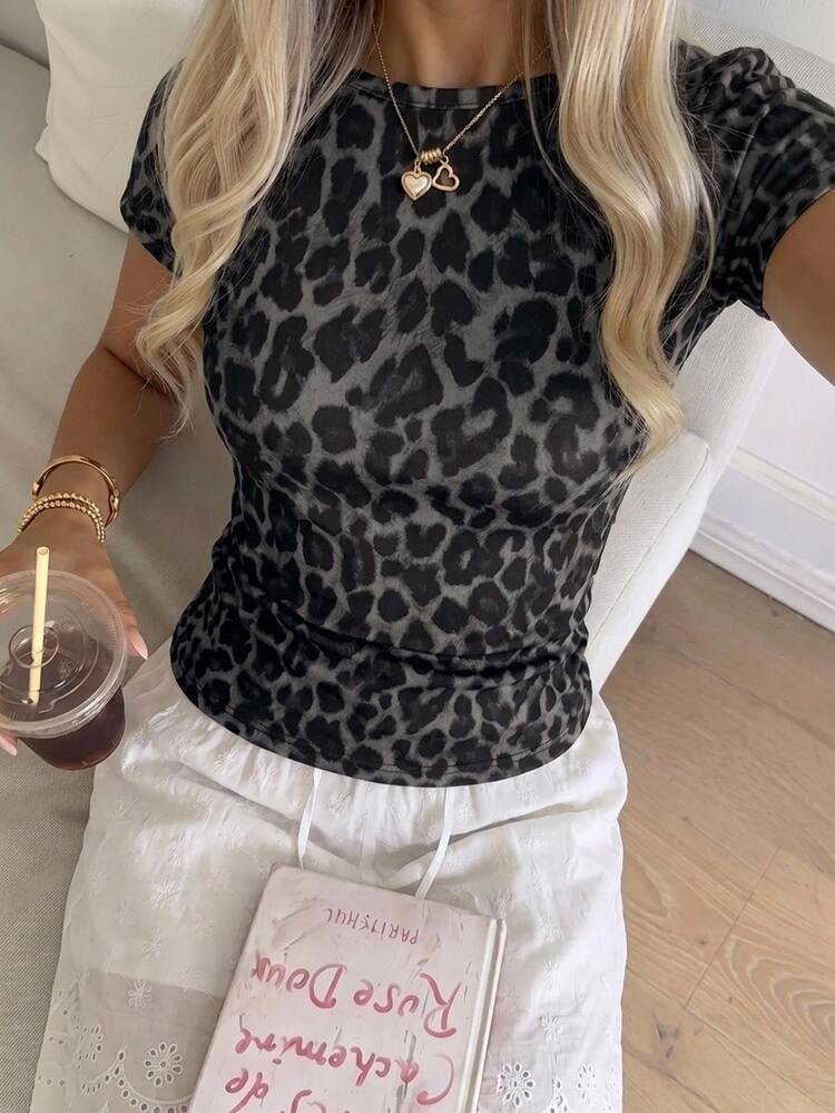 CovetEZ Kaos Lengan Pendek Minimalis Kasual Seksi dengan Motif Leopard, Cocok untuk Musim Semi dan Musim Panas, Padu Padan Pakaian Musim Semi dan Musim Panas, Motif Leopard Membuat Anda Terlihat Lebih Cerah - MultiWarna - View 6