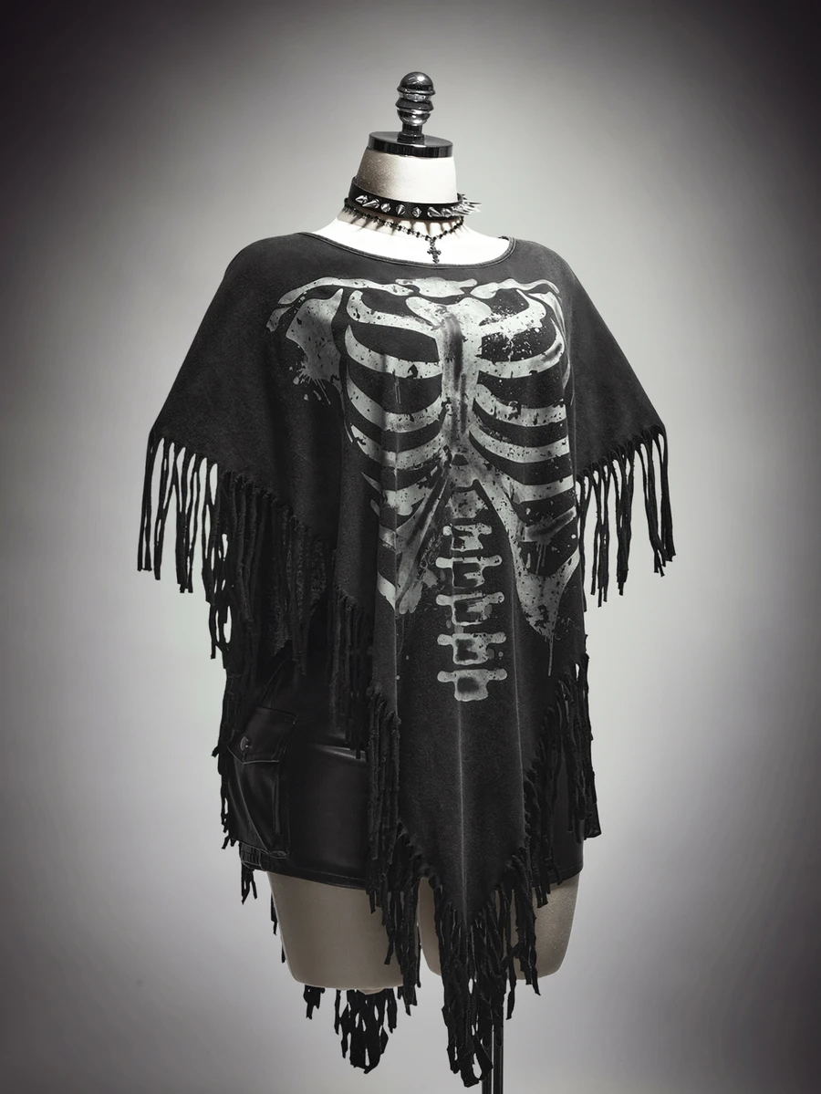SHEIN ICON Plus Size Y2K Vintage Distressed Skull Print Fringe Cape Top Halloween - Black - View 1